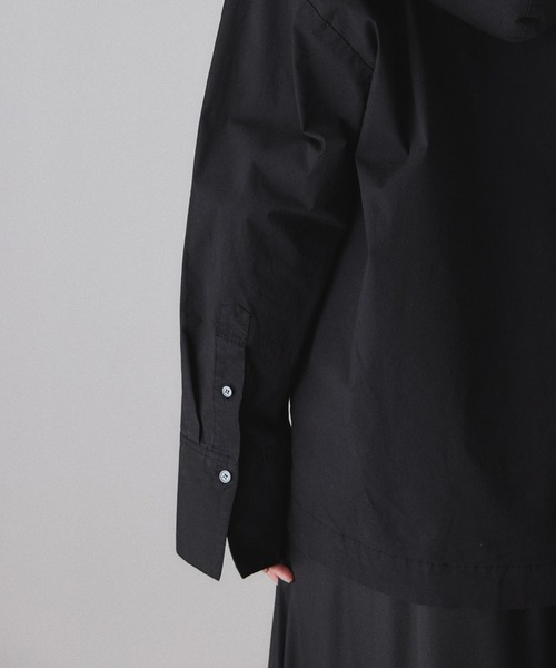 ADAM ET ROPE'(アダムエロペ)の「スキッパーフーディシャツ(シャツ/ブラウス・レディース・ホワイト系その他5/ブラック・FREE)」の19枚目の写真