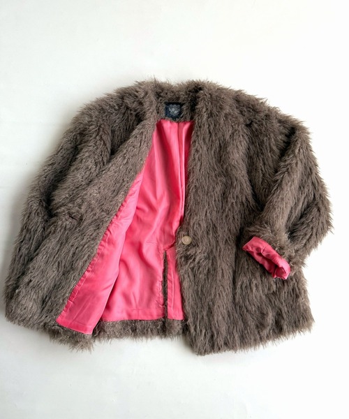 Q（キュー）の「ノーカラーシャギーコート（ノーカラーコート・レディース・カーキ/グレイッシュベージュ・MEDIUM）」の6枚目の写真