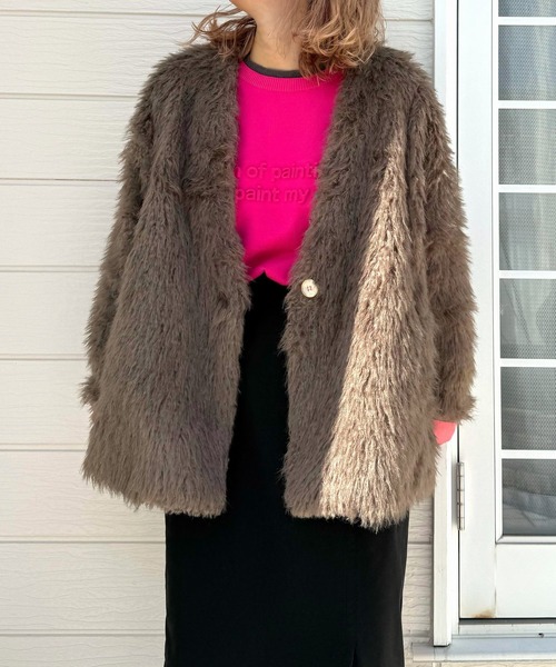 Q（キュー）の「ノーカラーシャギーコート（ノーカラーコート・レディース・カーキ/グレイッシュベージュ・MEDIUM）」の17枚目の写真