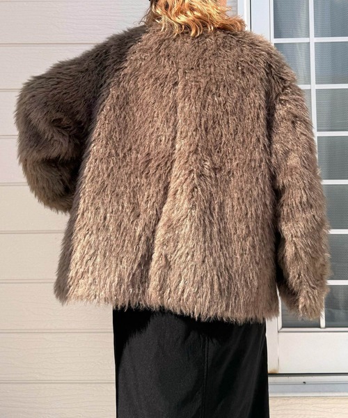 Q（キュー）の「ノーカラーシャギーコート（ノーカラーコート・レディース・カーキ/グレイッシュベージュ・MEDIUM）」の13枚目の写真