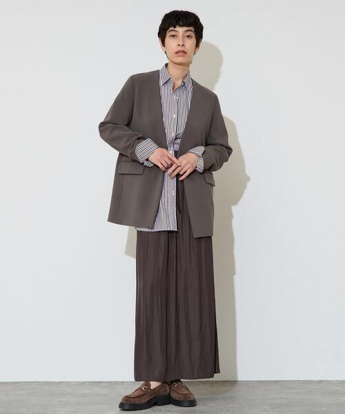 Liesse(リエス)の「【定番】ダブルクロスノーカラージャケット(ノーカラージャケット・レディース・ブラック/チャコールグレー・FREE)」の8枚目の写真