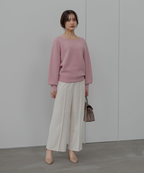 Andemiu（アンデミュウ）の「【洗える】CNラクーンコンボートネックニット491269（ニット/セーター・レディース・ブラウン/ピンク/ベージュ/ブルー/ラベンダー・FREE）」の11枚目の写真