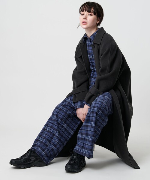 NEW BALANCE（ニューバランス）の「＜New Balance＞ML725/スニーカー（スニーカー・レディース・ブラック/シルバー・22.5cm/23cm/23.5cm/24cm/24.5cm/25cm）」の7枚目の写真