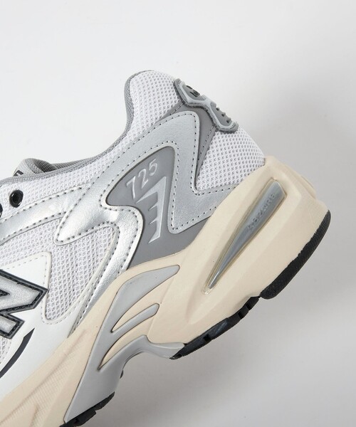 NEW BALANCE（ニューバランス）の「＜New Balance＞ML725/スニーカー（スニーカー・レディース・ブラック/シルバー・22.5cm/23cm/23.5cm/24cm/24.5cm/25cm）」の20枚目の写真