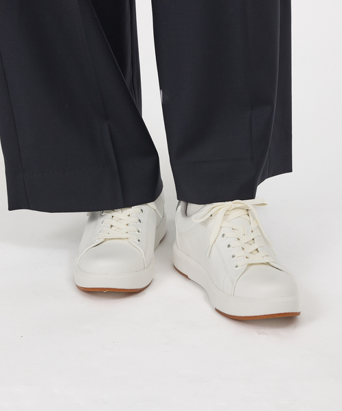 Au BANNISTER(オゥバニスター)の「【販売店舗限定】コートソール 最高スニーカー(スニーカー・レディース・ダークブラウン/ブラック/シルバー・38/37/36/35/39)」の7枚目の写真