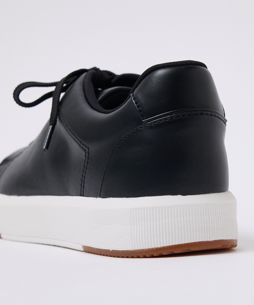 Au BANNISTER(オゥバニスター)の「【販売店舗限定】コートソール 最高スニーカー(スニーカー・レディース・ダークブラウン/ブラック/シルバー・38/37/36/35/39)」の12枚目の写真