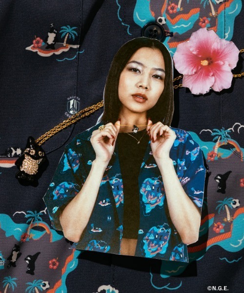 BEAMS JAPAN(ビームス ジャパン)の「【大名古屋展2025】【別注】名古屋グランパス / グランパス アロハシャツ(シャツ/ブラウス・レディース・ネイビー・M/L)」の4枚目の写真