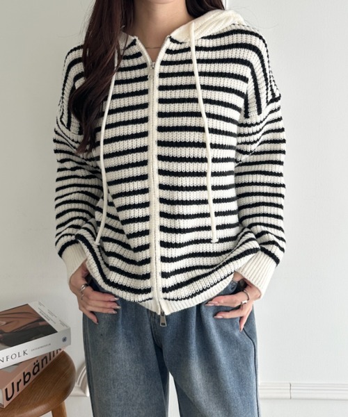 wears(ウェアーズ)の「ボーダー柄ジップニットパーカーー(カーディガン/ボレロ・レディース・グレー/アイボリー・FREE)」の3枚目の写真