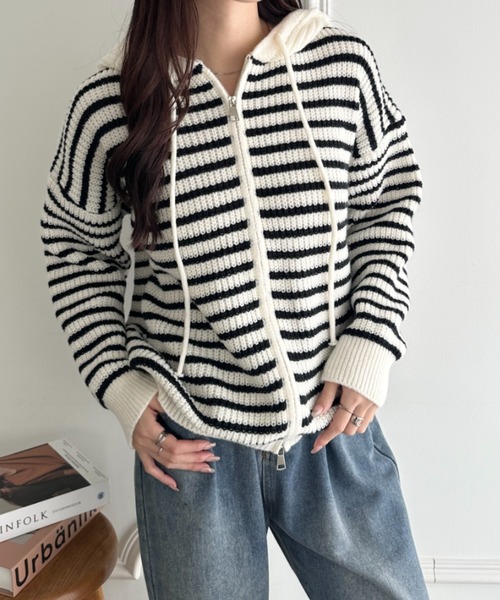 wears(ウェアーズ)の「ボーダー柄ジップニットパーカーー(カーディガン/ボレロ・レディース・グレー/アイボリー・FREE)」の4枚目の写真