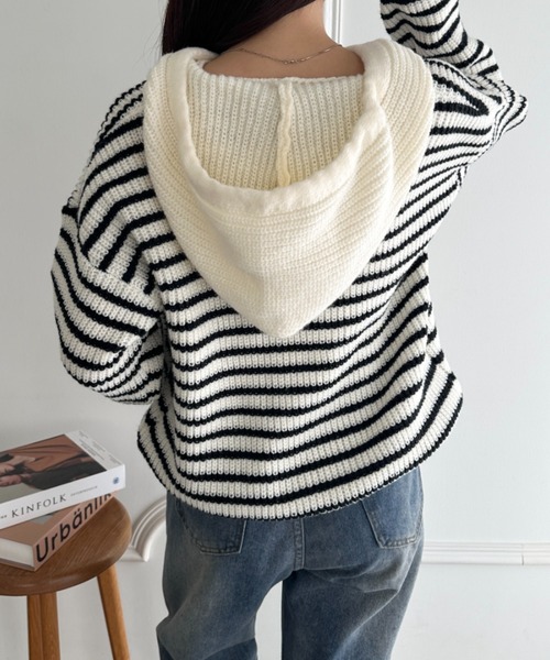 wears(ウェアーズ)の「ボーダー柄ジップニットパーカーー(カーディガン/ボレロ・レディース・グレー/アイボリー・FREE)」の6枚目の写真