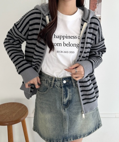 wears(ウェアーズ)の「ボーダー柄ジップニットパーカーー(カーディガン/ボレロ・レディース・グレー/アイボリー・FREE)」の8枚目の写真