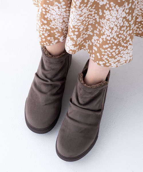 JELLY BEANS（ジェリービーンズ）の「インナーファースエードサイドゴアショートブーツ(211-57361)JELLY BEANS(ジェリービーンズ)（ブーツ・レディース・グレイッシュベージュ/ブラック系/ネイビー・S/M/L/LL）」の20枚目の写真