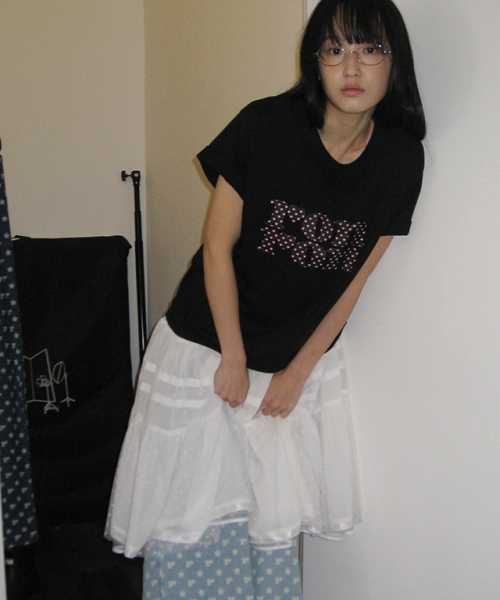 RONRON(ロンロン)の「HEART LOGO BASIC FIT T SHIRT BLACK(Tシャツ/カットソー・レディース・その他・FREE)」の2枚目の写真
