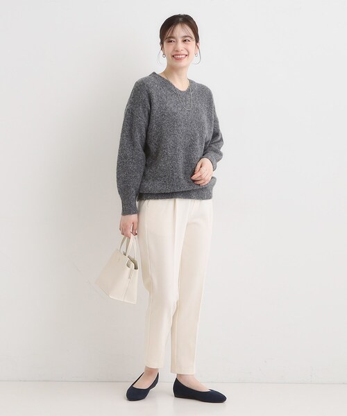 DRESKIP（ドレスキップ）の「ふわふわVネックニット（ニット/セーター・レディース・チャコールグレー/ライトベージュ/ブルー系その他/ピンク系・04/03/02/01）」の15枚目の写真