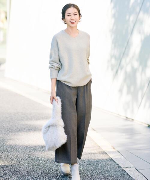 DRESKIP（ドレスキップ）の「ふわふわVネックニット（ニット/セーター・レディース・チャコールグレー/ライトベージュ/ブルー系その他/ピンク系・04/03/02/01）」の12枚目の写真