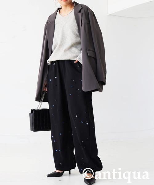 antiqua(アンティカ)の「手描き柄 裏毛スウェットパンツ(スウェットパンツ・レディース・ブラック/チャコールグレー/杢グレー・MEDIUM/LARGE)」の4枚目の写真