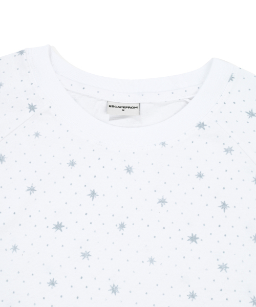 ESCAPEFROM(エスケープフロム)の「ESCFロゴコラージュ&ポインテッドスターフルプリントラグラン半袖Tシャツ(Tシャツ/カットソー・レディース・その他・MEDIUM/LARGE)」の4枚目の写真
