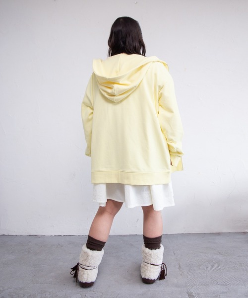 PUNYUS(プニュズ)の「PUNYUSロゴジップパーカー(パーカー・レディース・イエロー/杢グレー/スミクロ・3/1/5/4/2)」の17枚目の写真