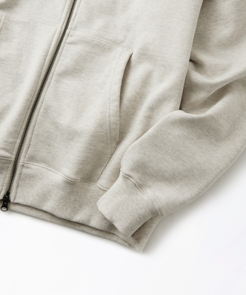 OUTSTANDING(アウトスタンディング)の「AUTHENTIC COMFORT HOOD ZIP SWEAT_1%OATMEAL(パーカー・メンズ・その他・MEDIUM/LARGE/X-LARGE)」の2枚目の写真