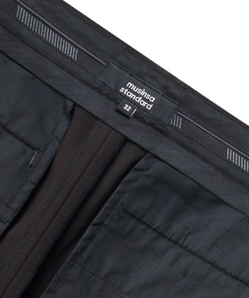 MUSINSA STANDARD（ムシンサスタンダード）の「スキニーヒドゥンバンディングクロップドスラックス[ダークブラウン]（スラックス・メンズ・その他・30/26/27/28/29/31）」の8枚目の写真