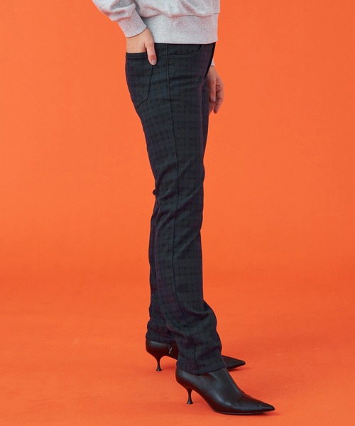 EDWIN(エドウィン)の「EDWIN LADIES 『裏起毛であったかい。』BODY FIREジャージーズスリムストレートデニムパンツ【エントリーモデル】【暖】(デニムパンツ・レディース・インディゴブルー/ダークインディゴブルー/チェック/ブラック/ブラウン・X-SMALL/SMALL/MEDIUM/LARGE)」の18枚目の写真