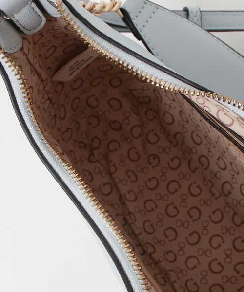 Guess(ゲス)の「HAVANNA Shoulder Crossbody ショルダーバッグ(ショルダーバッグ・レディース・レッド/ライトブルー/キナリ・ONE SIZE)」の16枚目の写真