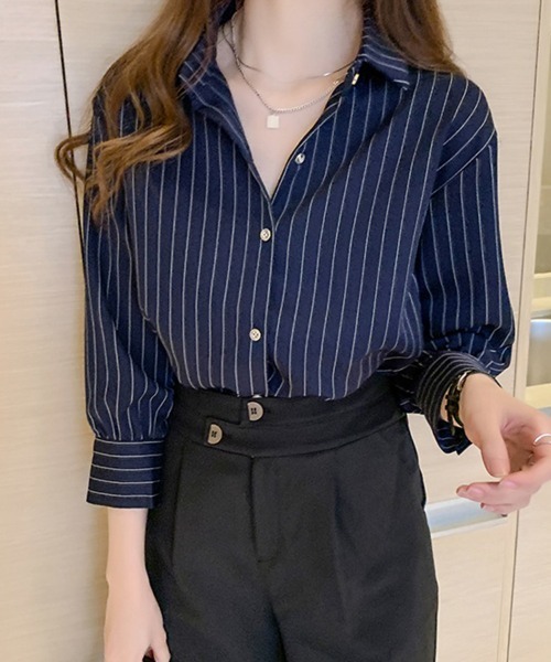 SallyLunn(サリーラン)の「ストライプスタンドカラーシャツ(シャツ/ブラウス・レディース・ネイビー/ホワイト・MEDIUM/LARGE)」の3枚目の写真