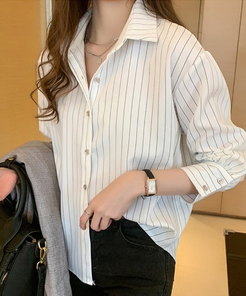SallyLunn(サリーラン)の「ストライプスタンドカラーシャツ(シャツ/ブラウス・レディース・ネイビー/ホワイト・MEDIUM/LARGE)」の4枚目の写真