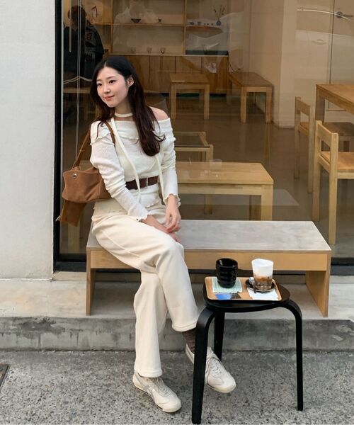 ETMON(エトモン)の「Tie Off Shoulder T-Shirt, Ivory(Tシャツ/カットソー・レディース・その他・F)」の4枚目の写真