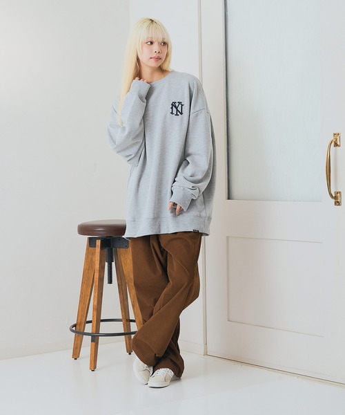 SAVIER(サビアー)の「【SAVIER:サビアー】【同デザインの商品とセットアップ可能】NY ロゴ刺繍 ルーズスウェット バルーンスリーブ 立体ロゴ ユニセックス(スウェット・メンズ・杢グレー/ネイビー/ブラック・MEDIUM/LARGE)」の20枚目の写真