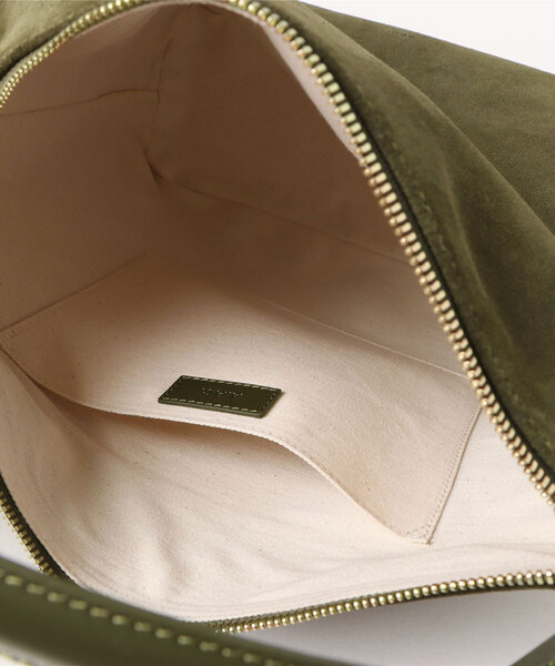A.P.C.（アーペーセー）の「SAC VERA（ショルダーバッグ・レディース・カーキ・ONESIZE）」の4枚目の写真