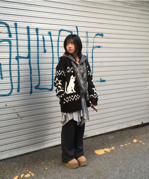 WELLBEING EXPRESS(ウェルビーイングエクスプレス)の「Digital Tattoo Hoodie Zip Up Charcoal(パーカー・レディース・その他・SMALL/MEDIUM/LARGE)」の4枚目の写真