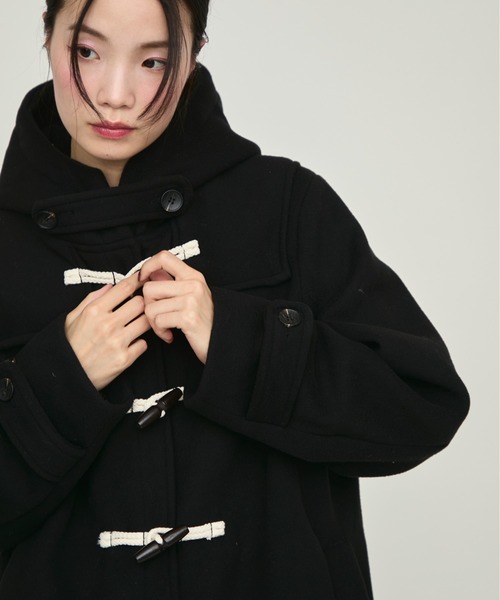 NUJOH(ヌゾ)の「Monotone Double Fabric Hood Duffle Coat / モノトーン二重織フードダッフルコート(ダッフルコート・レディース・グレー/ブラック・FREE)」の13枚目の写真