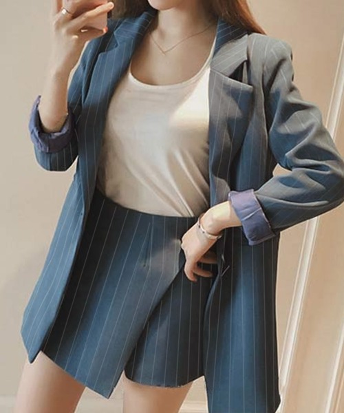 Kuroba(クロバ)の「2点セットアップ ストライプ柄テーラージャケット&スカパン(セットアップ・レディース・ブラック/ライトグレー/ブルー・L/M/S)」の14枚目の写真
