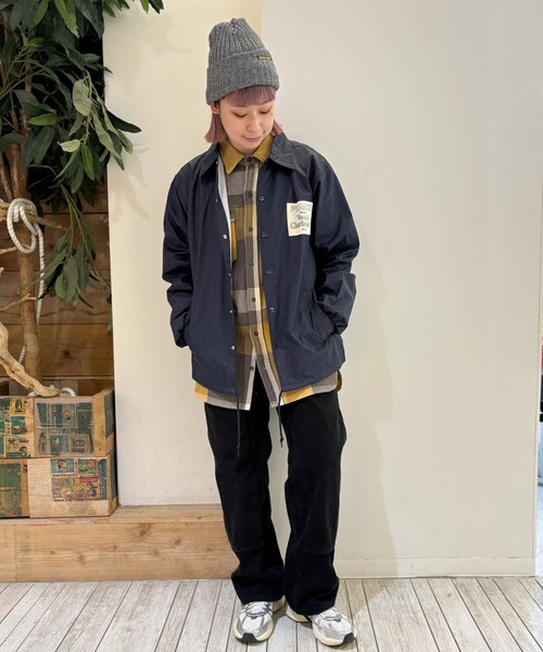 SNOOPY×OLD BETTY'S(スヌーピーカケルオールドベティーズ)の「SNP Nylon Coach Jacket(FOOTBALL)(ナイロンジャケット・レディース・ワイン/グリーン/ネイビー/グレー/ブラック・M)」の4枚目の写真