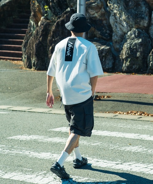NANGA（ナンガ）の「[NANGA/ナンガ] 別注 ルーズフィット メッシュ切替え ドローコードTシャツ【追加】（Tシャツ/カットソー・レディース・ホワイト/グレー/ブラック・L/M/S/XL）」の22枚目の写真