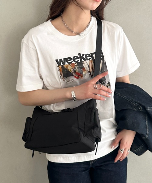 MYMOOD.(マイムード)の「5ポケットナイロンショルダー ボディバッグ 多収納コンパクトバッグ(ショルダーバッグ・レディース・ブラック/ベージュ・FREE)」の16枚目の写真