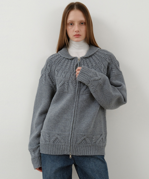 WEDNESDAYOASISFORWOMEN(ウェンズデー オアシス フォー ウーマン)の「コウィチャン シェルパ ウール ニット ジップアップ_GRAY(WC25-KN77)(カーディガン/ボレロ・レディース・チャコールグレー・LARGE/MEDIUM)」の3枚目の写真