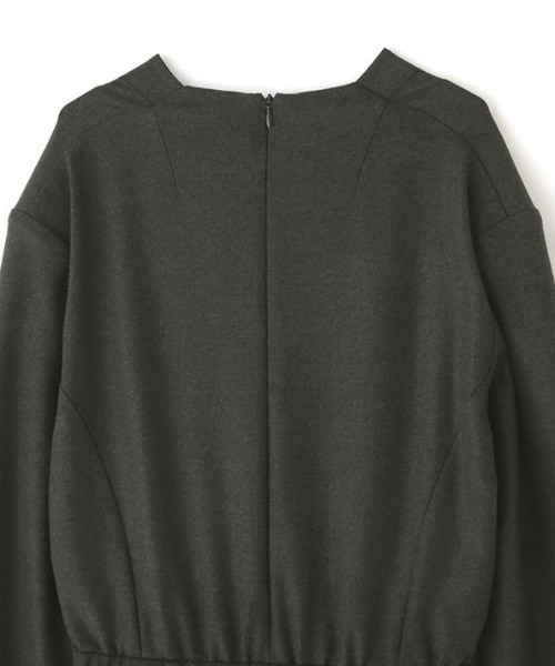 ETRE TOKYO（エトレトウキョウ）の「ウーステッドドレープネックワンピース（ワンピース・レディース・ブラック/チャコール・S/M）」の16枚目の写真