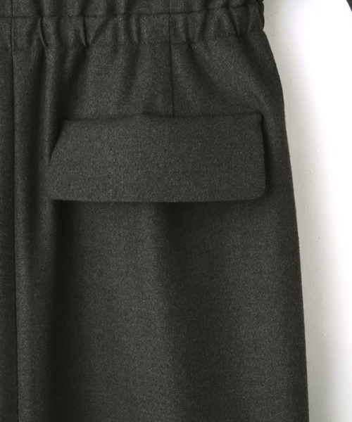 ETRE TOKYO（エトレトウキョウ）の「ウーステッドドレープネックワンピース（ワンピース・レディース・ブラック/チャコール・S/M）」の21枚目の写真