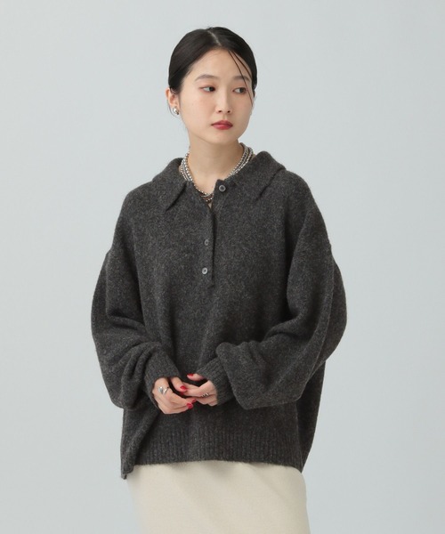 LEPSIM（レプシィム）の「5ゲージエアリーウールポロ　640371（ニット/セーター・レディース・チャコールグレー/ライトブラウン/ネイビー/ボルドー・FREE）」の2枚目の写真