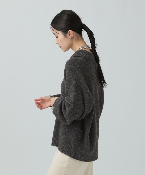 LEPSIM（レプシィム）の「5ゲージエアリーウールポロ　640371（ニット/セーター・レディース・チャコールグレー/ライトブラウン/ネイビー/ボルドー・FREE）」の17枚目の写真