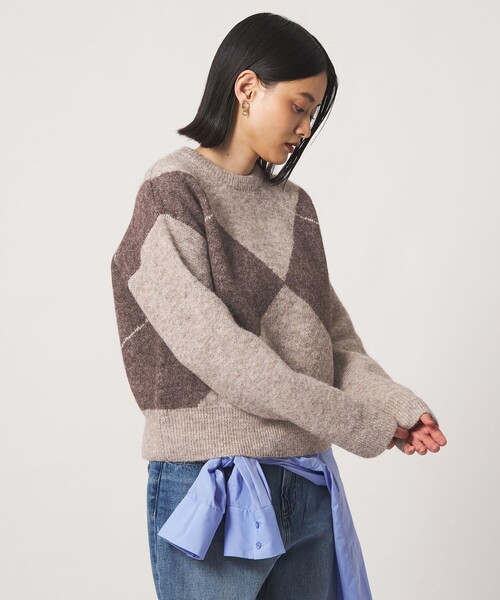 A DAY IN THE LIFE UNITED ARROWS(アデイインザライフユナイテッドアローズ)の「ビッグアーガイル ニット <A DAY IN THE LIFE>(ニット/セーター・レディース・ベージュ/ブラック/グレー系・FREE)」の4枚目の写真