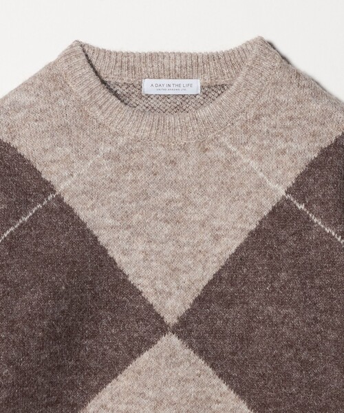 A DAY IN THE LIFE UNITED ARROWS(アデイインザライフユナイテッドアローズ)の「ビッグアーガイル ニット <A DAY IN THE LIFE>(ニット/セーター・レディース・ベージュ/ブラック/グレー系・FREE)」の11枚目の写真