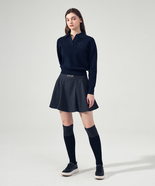 LORDLOAR（ロードロアル）の「シグニチャーカラー長袖ニットNAVY（ニット/セーター・レディース・その他・LARGE/MEDIUM/SMALL）」の4枚目の写真