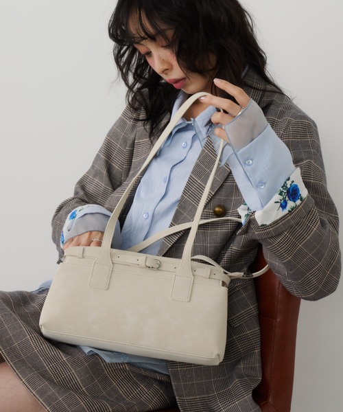 Unitage（ユニテージ）の「エコスウェードミニボストンバッグ【select item】（ボストンバッグ・レディース・ブラウン/アイボリー/ネイビー・FREE）」の5枚目の写真