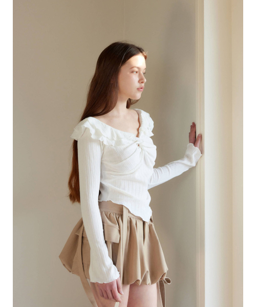 MOIFAIRE(モイフェア)の「BALLOON POCKET MINI SKIRT PANTS / BEIGE(スカート・レディース・ベージュ・FREE)」の1枚目の写真