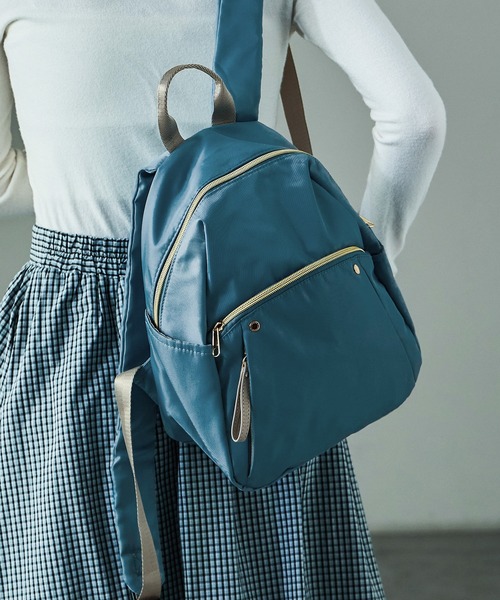 Fashion Letter(ファッションレター)の「8ポケット ミニリュック(バックパック/リュック・レディース・チャコールグレー/ブルーグリーン/グレイッシュベージュ/ブラック・FREE)」の4枚目の写真