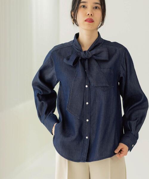 OPAQUE.CLIP（オペークドットクリップ）の「セルロース混デニムボウタイブラウス【洗濯機OK】（シャツ/ブラウス・レディース・ネイビー/ブルー系その他・40/38/42）」の9枚目の写真