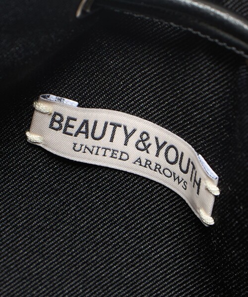 BEAUTY&YOUTH UNITED ARROWS（ビューティーアンドユースユナイテッドアローズ）の「マット ショルダー ポーチ（ハンドバッグ・メンズ・ベージュ/ダークグレー・FREE）」の18枚目の写真